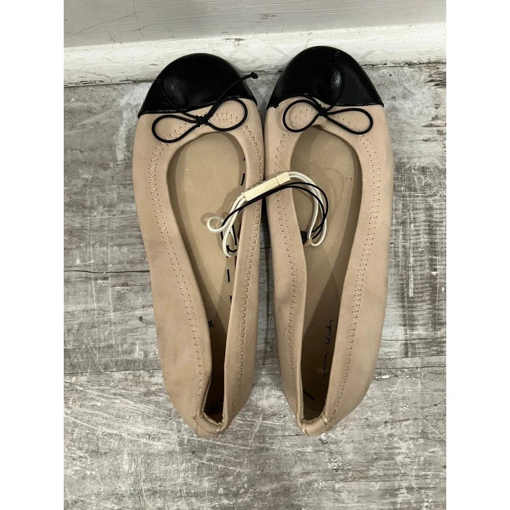 Zara Kids Ballet Flats 34 US 2.5 Beige Nude Black Cap Toe Leather Flats Bow Shoe